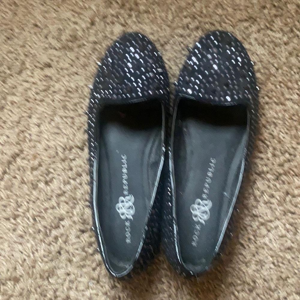 LIKE NEW ROCK AND REPUBLIC STUDED LOAFERS SIZE 7